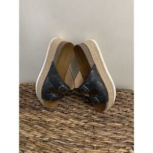 Patrizia Spring Step Metallic Buckle Accent Platform Espadrille Sandals US 7.5
